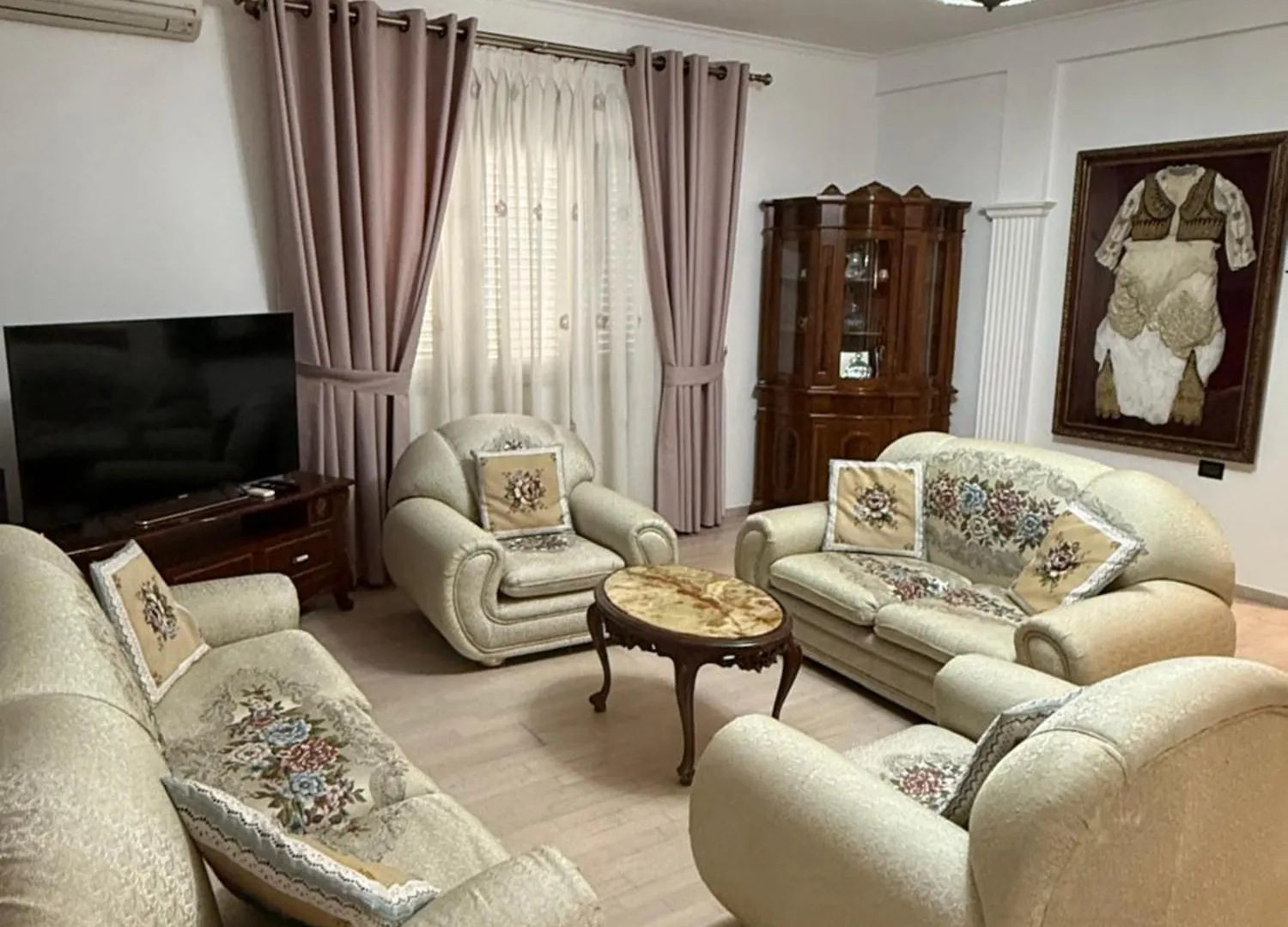 Urban Oasis Central Stay In טיראנה